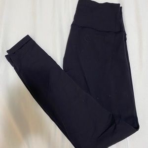 Black Lululemon leggings